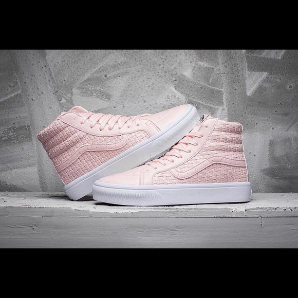 Women’s 7.5-8 Vans: Limited Edition NakedxVans